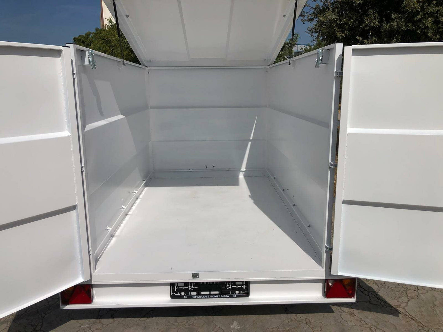 Remolque Caja Cerrada 1 Eje 2500X1500X1500