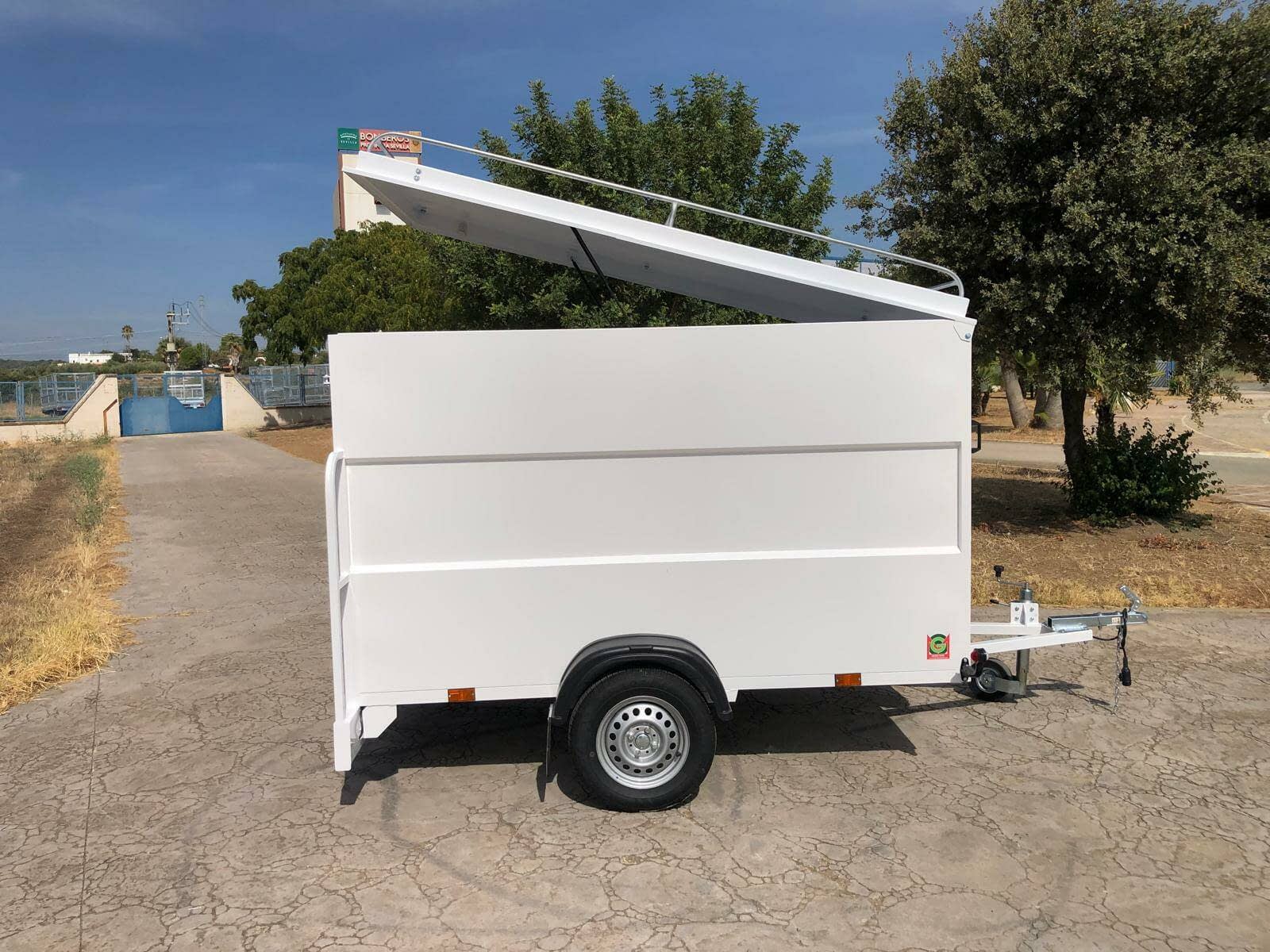 Remolque Caja Cerrada 1 Eje 2500X1500X1500