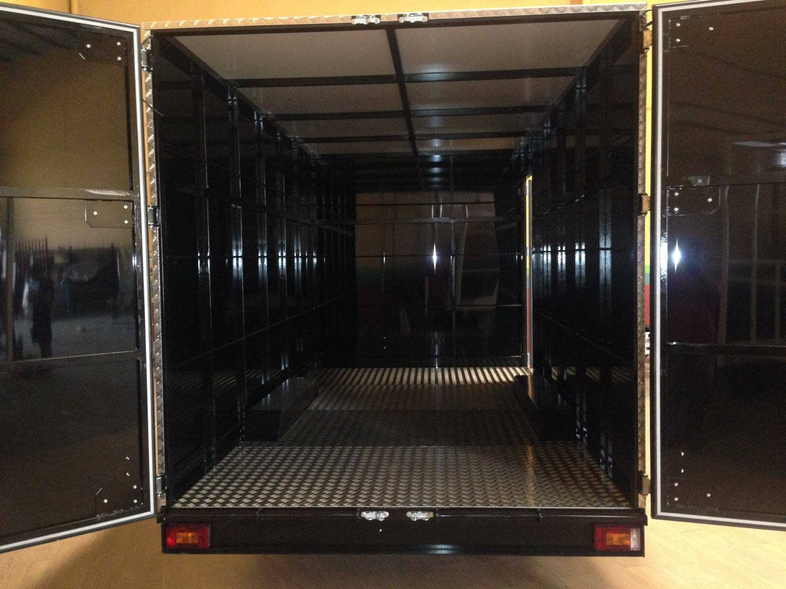 Remolque Caja Cerrada 4000x2000x1930 mm