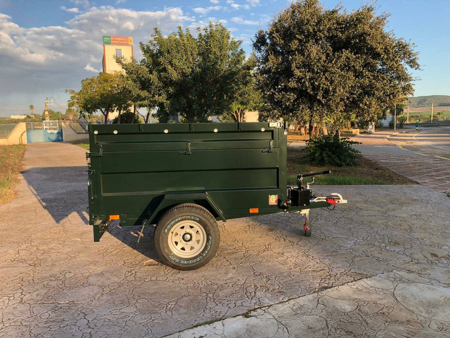 Remolque Basculante Hidráulico Palanca Todoterreno