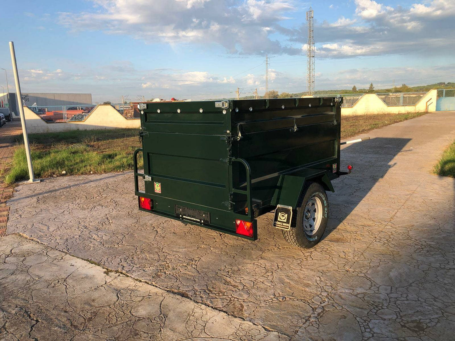 Remolque Basculante Hidráulico Palanca Todoterreno