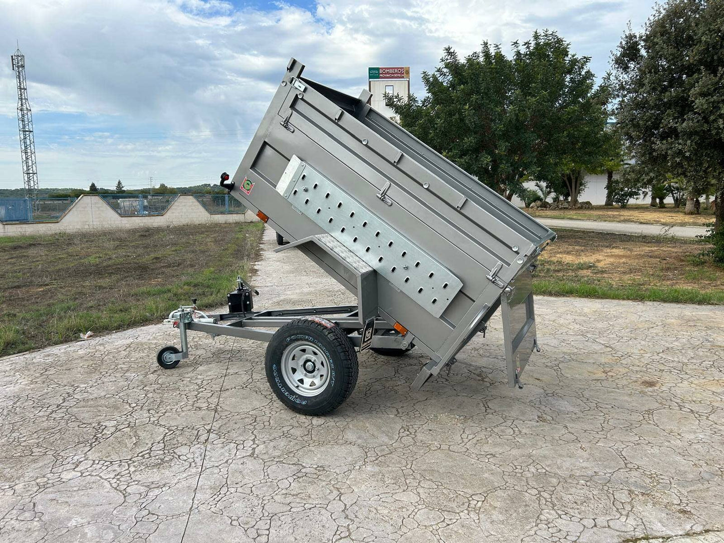 Remolque Basculante Hidráulico Palanca Todoterreno