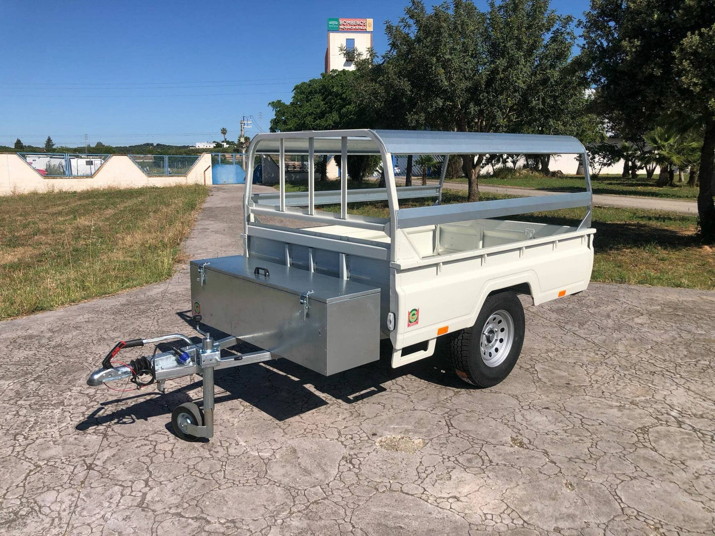 Remolque todo terreno toyota hilux sin freno