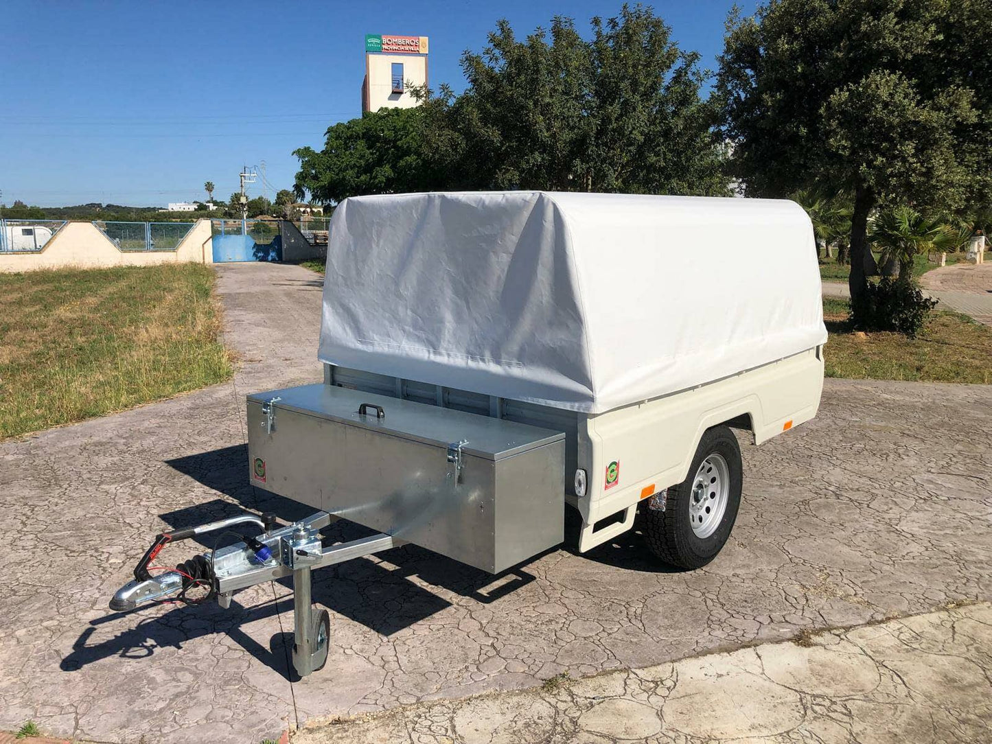 Remolque todo terreno toyota hilux sin freno