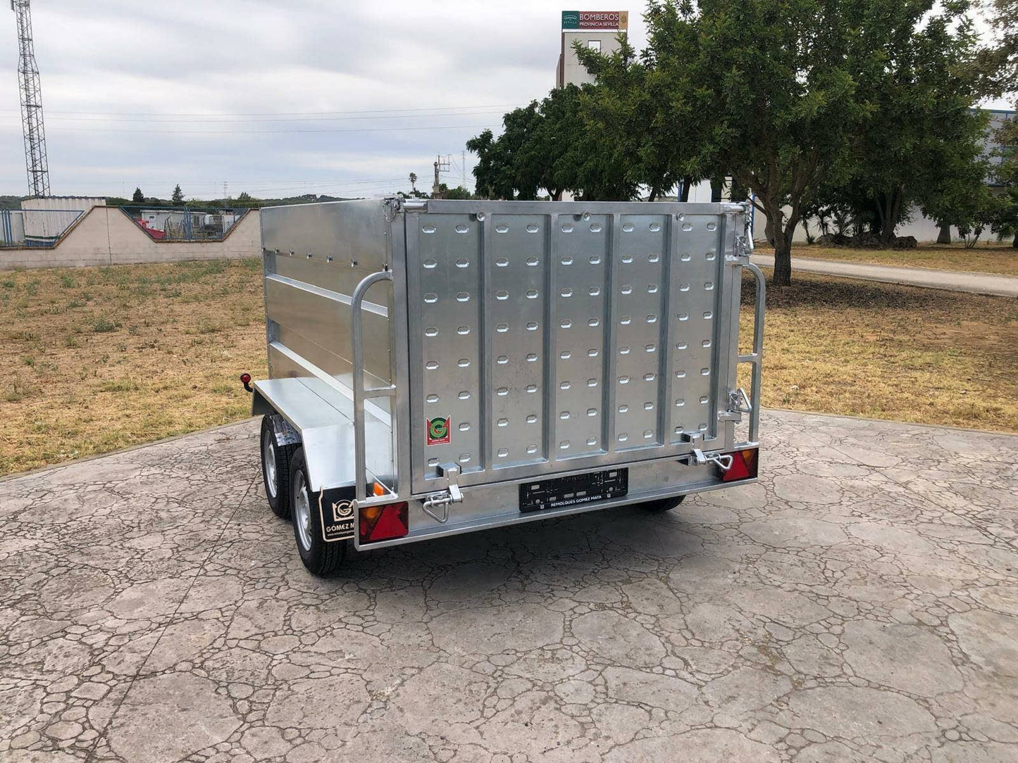 Remolque Basculante Eléctrico Hidráulico 2 Ejes