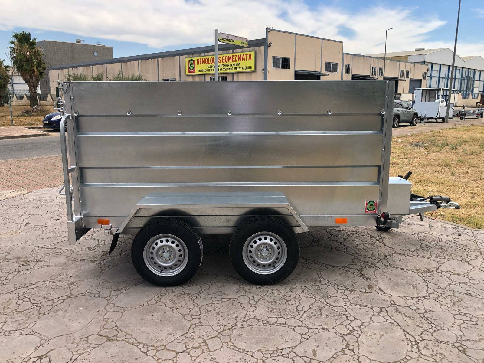 Remolque Basculante Eléctrico Hidráulico 2 Ejes