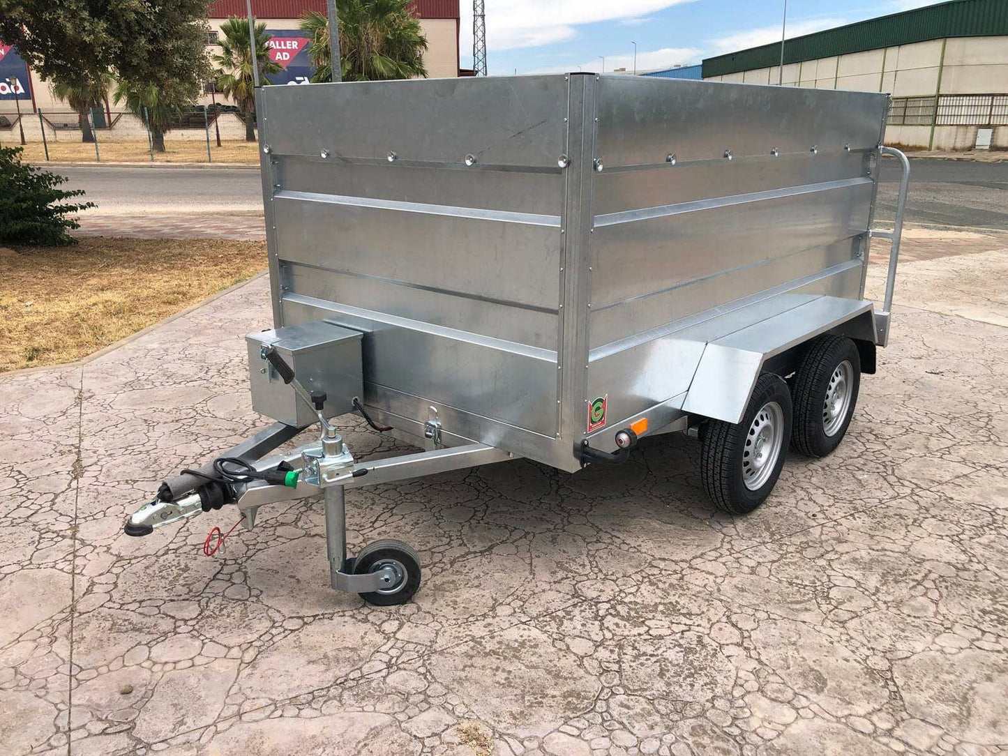 Remolque Basculante Eléctrico Hidráulico 2 Ejes