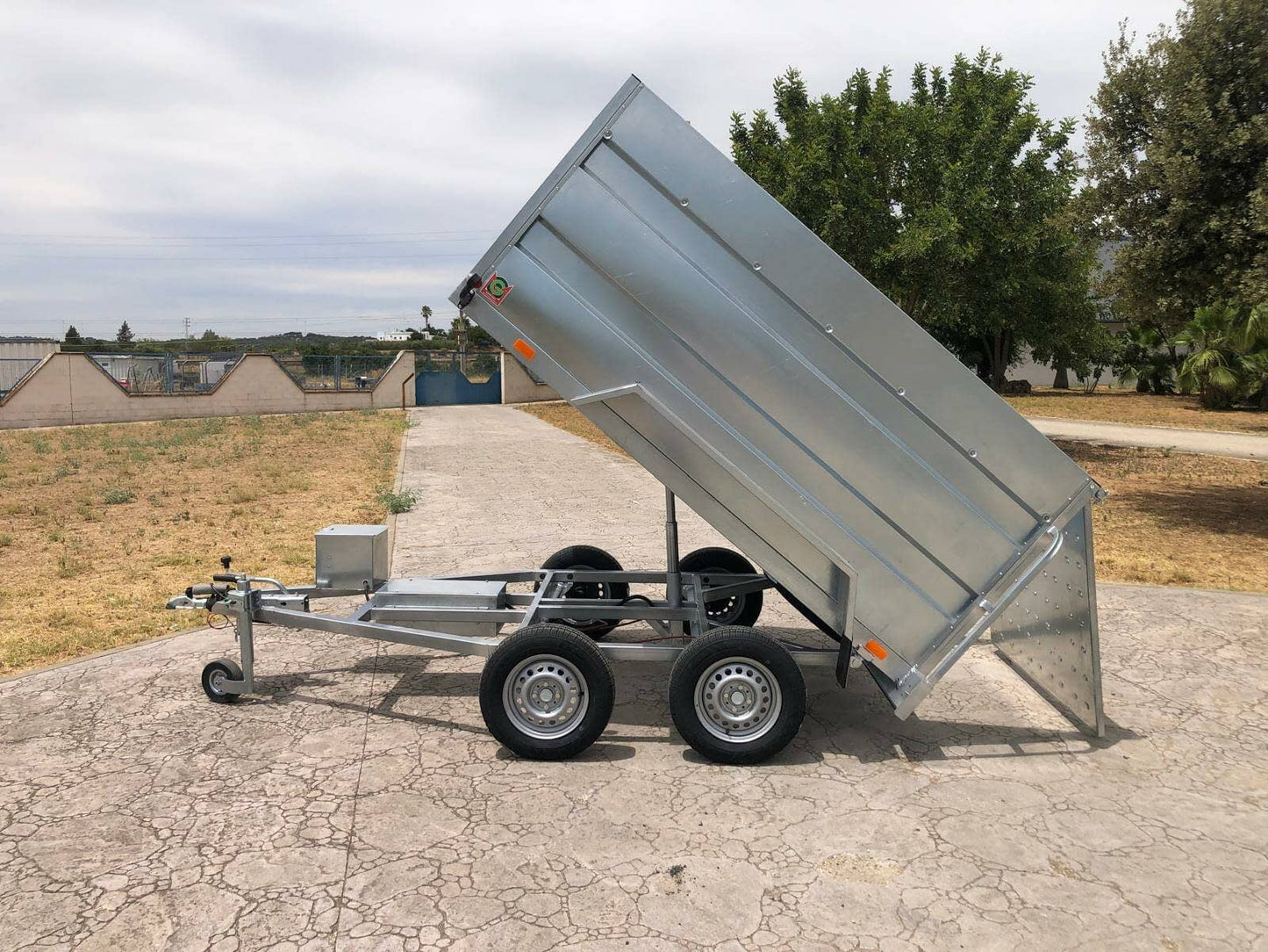 Remolque Basculante Eléctrico Hidráulico 2 Ejes