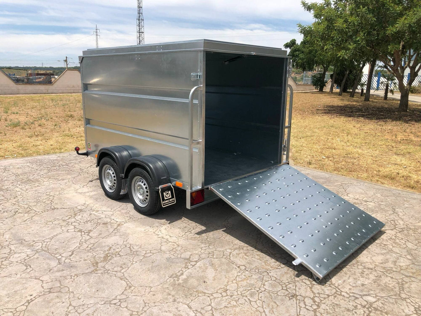 Remolque Caja Cerrada