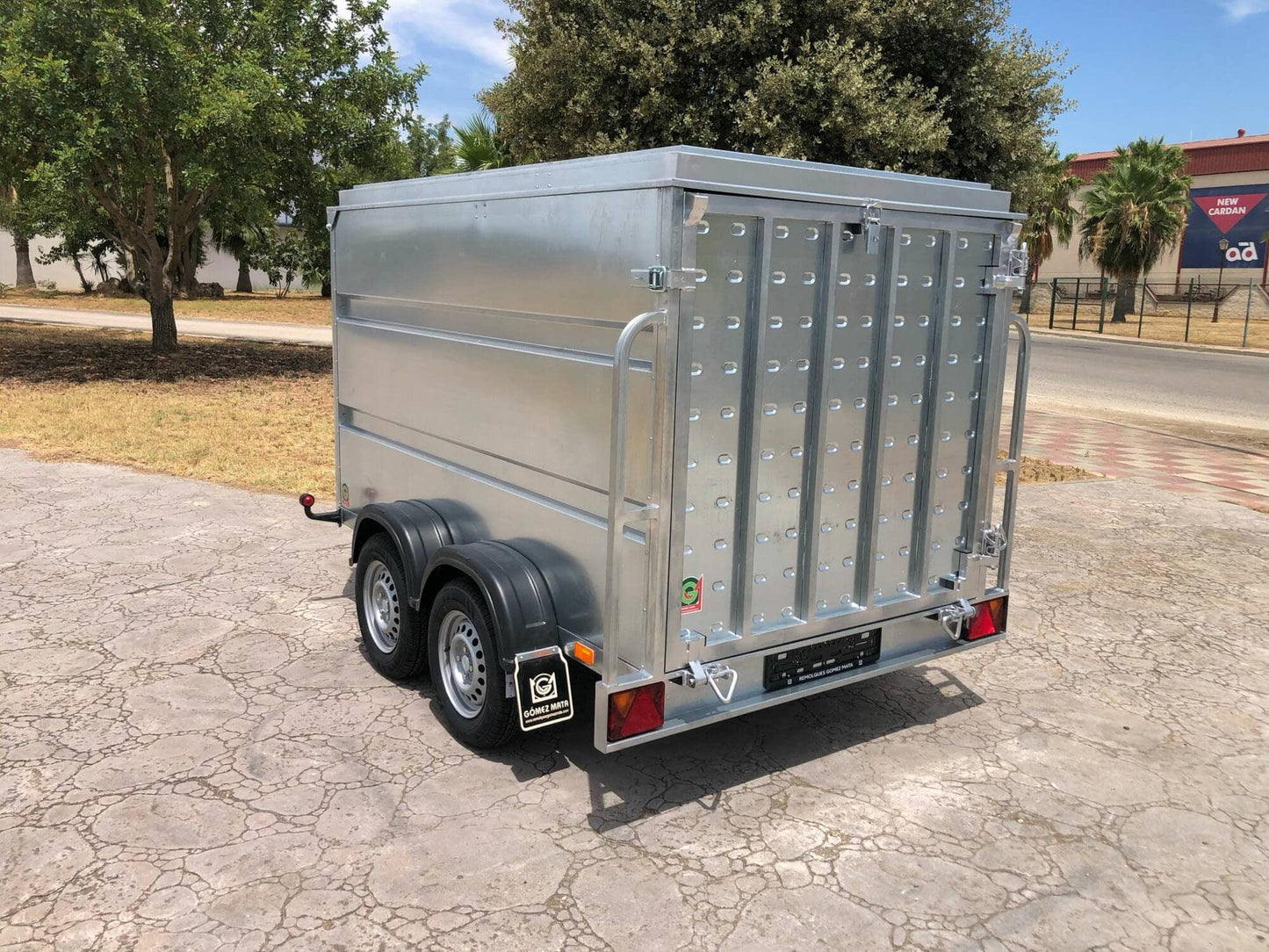 Remolque Caja Cerrada