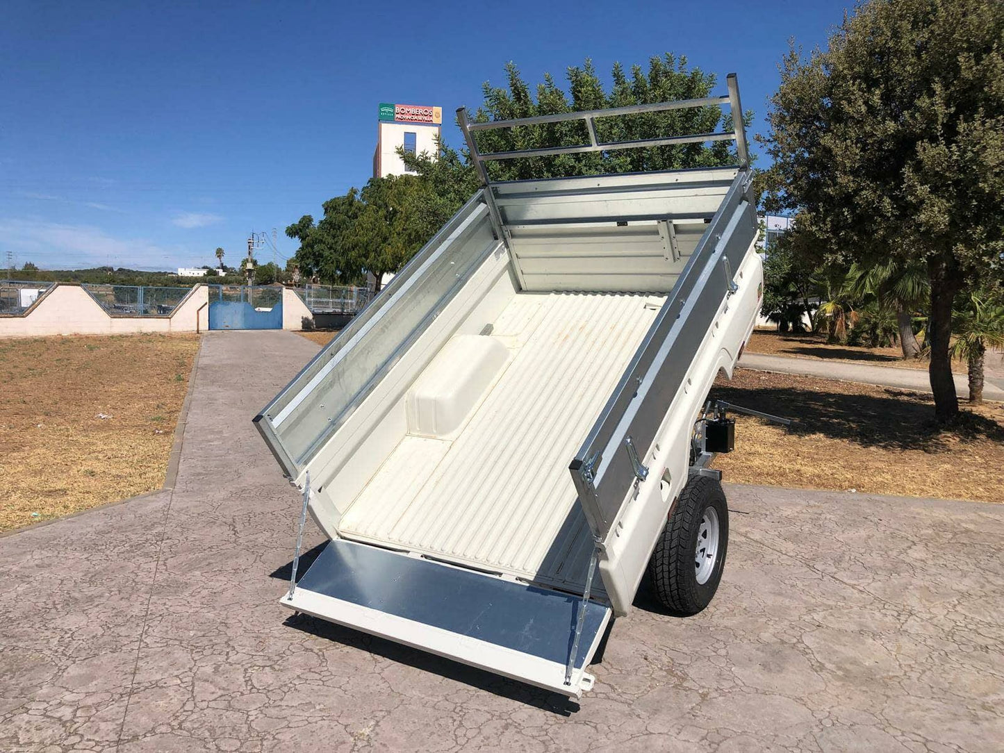 Remolque basculante todo terreno toyota hilux