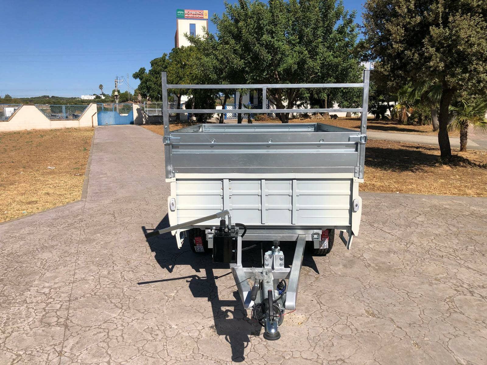 Remolque basculante todo terreno toyota hilux