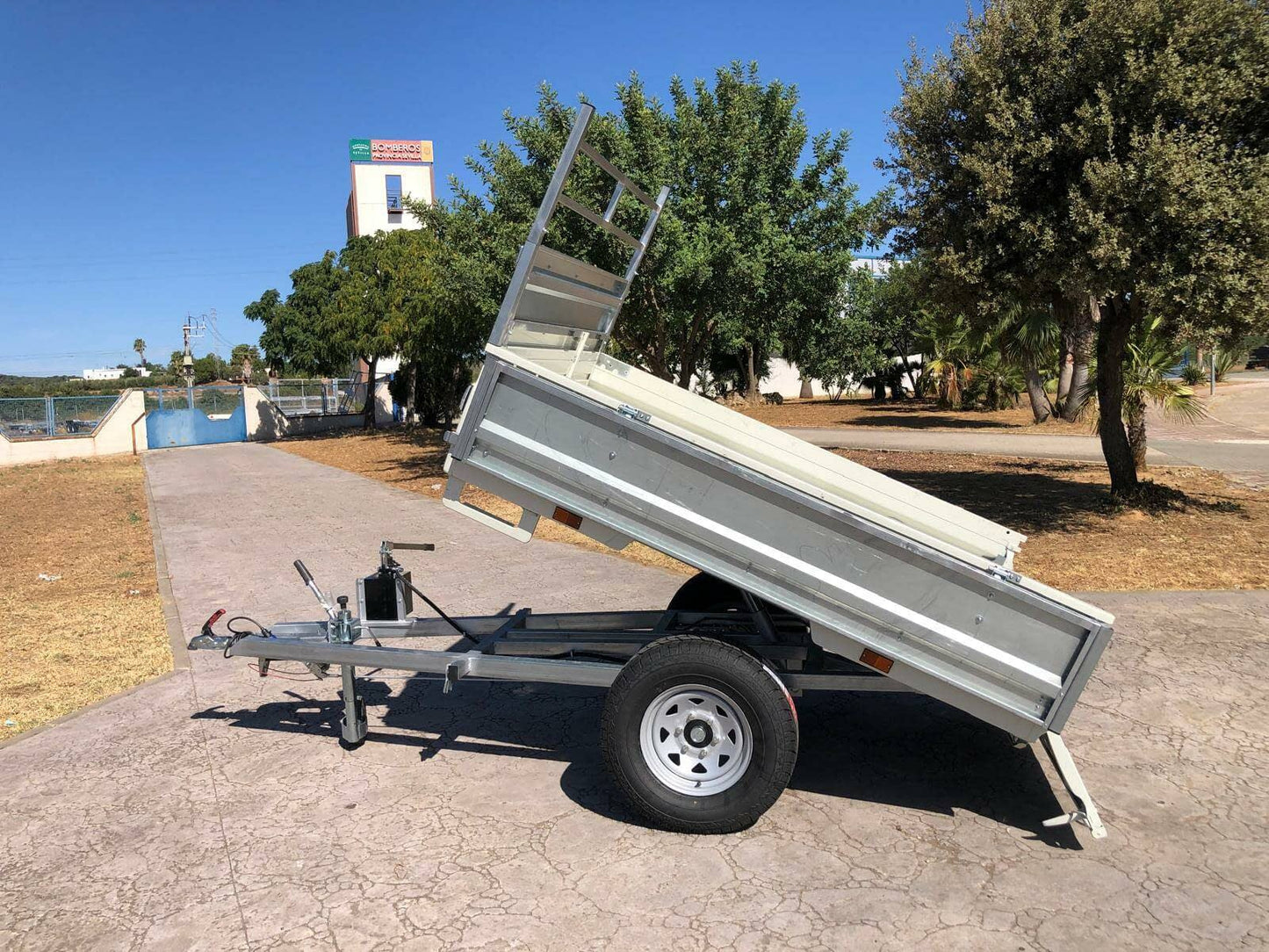 Remolque basculante todo terreno toyota hilux