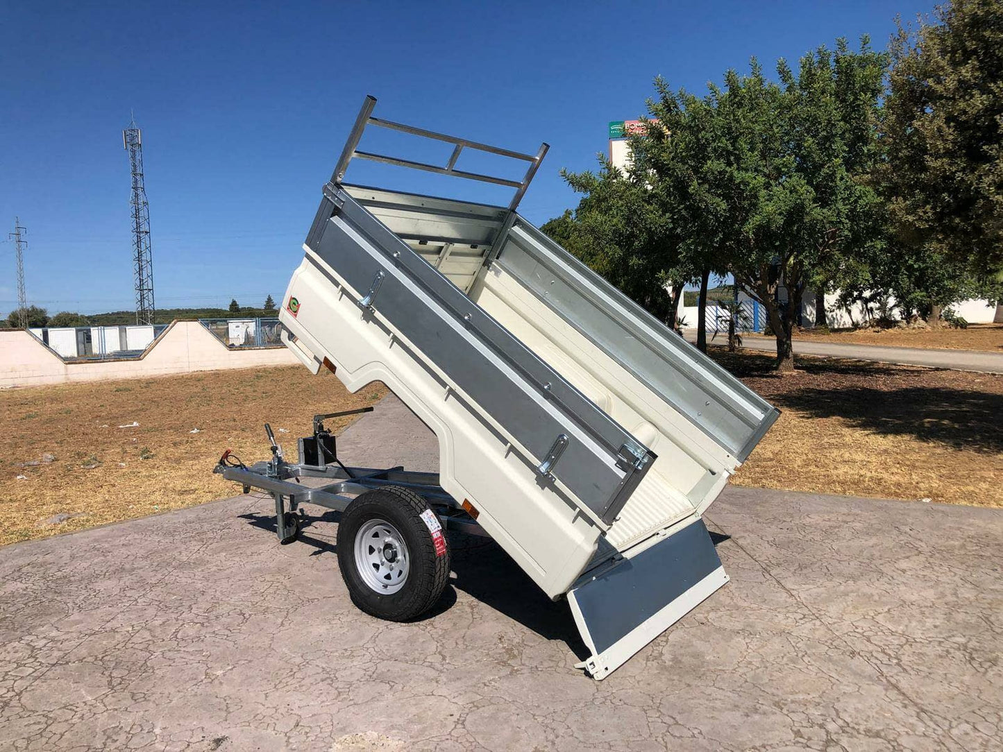 Remolque basculante todo terreno toyota hilux