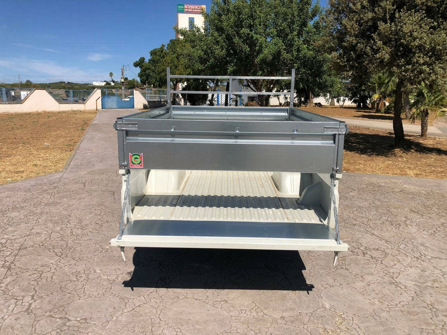 Remolque basculante todo terreno toyota hilux